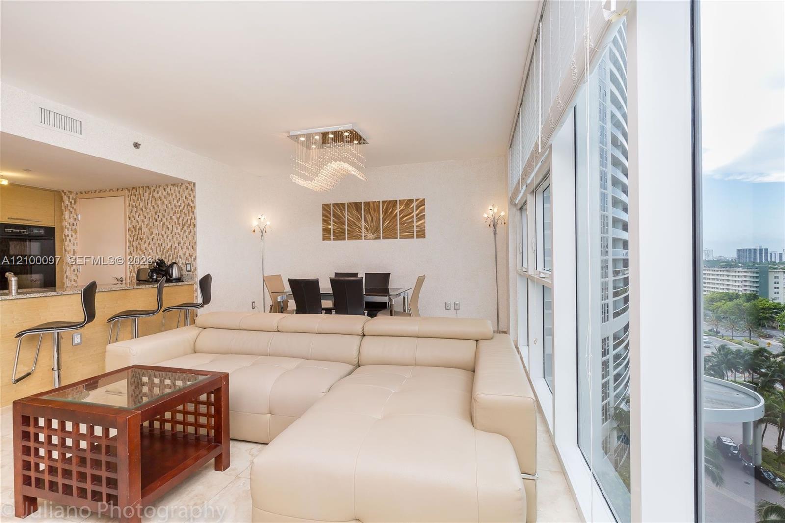 1107 1 / 1 871 sq. ft. $ 2026-10-03 0 foto