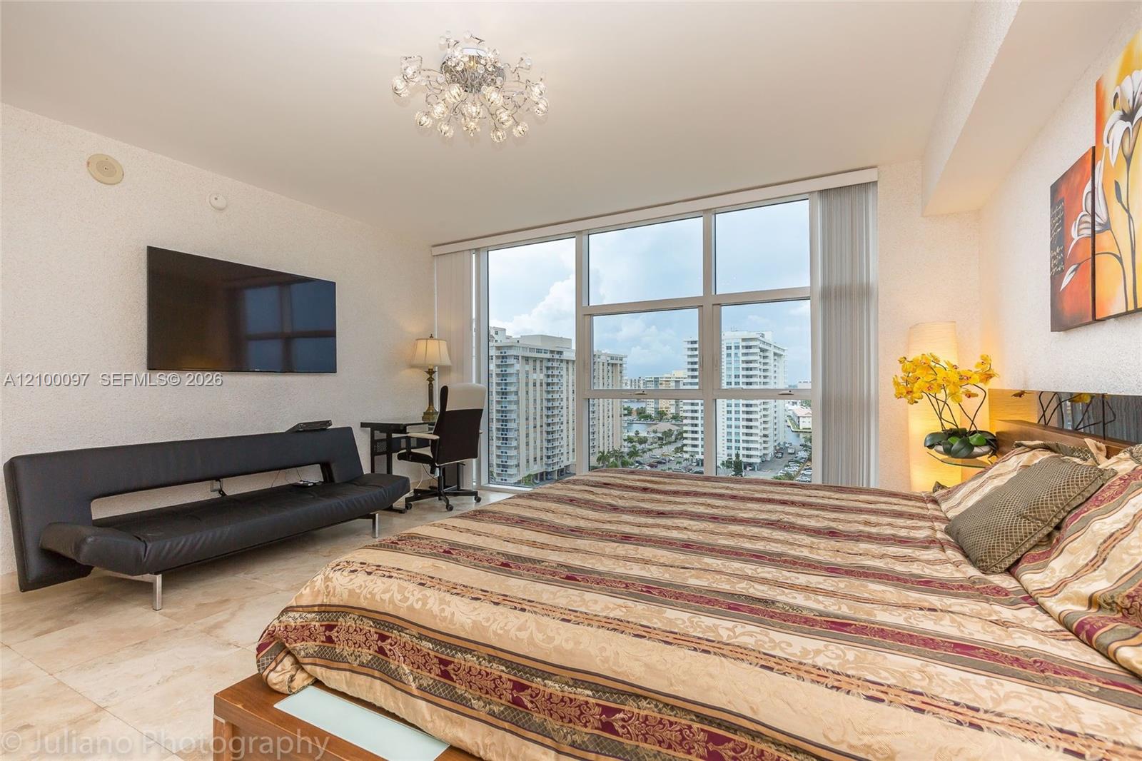 1107 1 / 1 871 sq. ft. $ 2026-10-03 0 foto