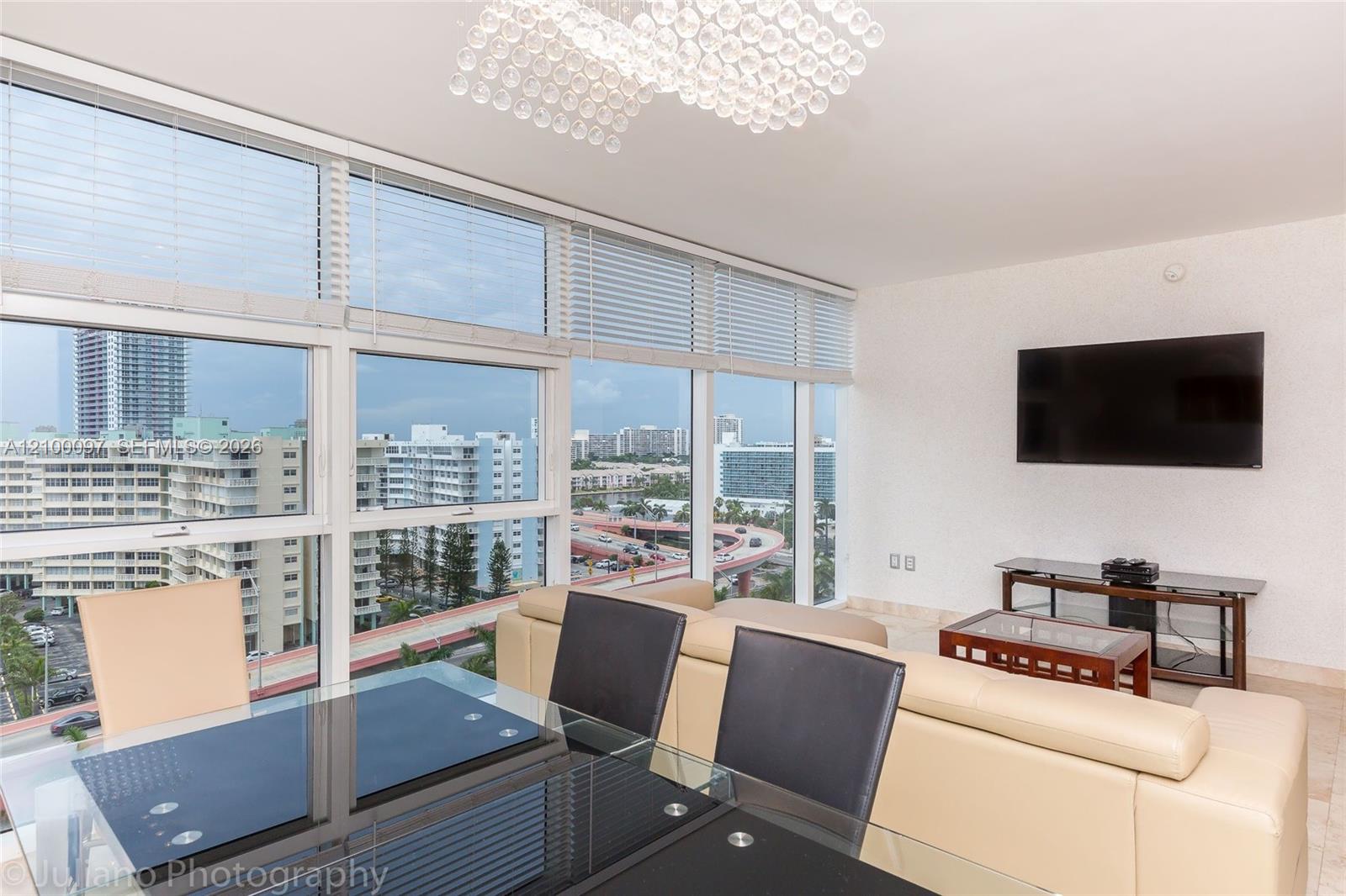 1107 1 / 1 871 sq. ft. $ 2026-10-03 0 foto