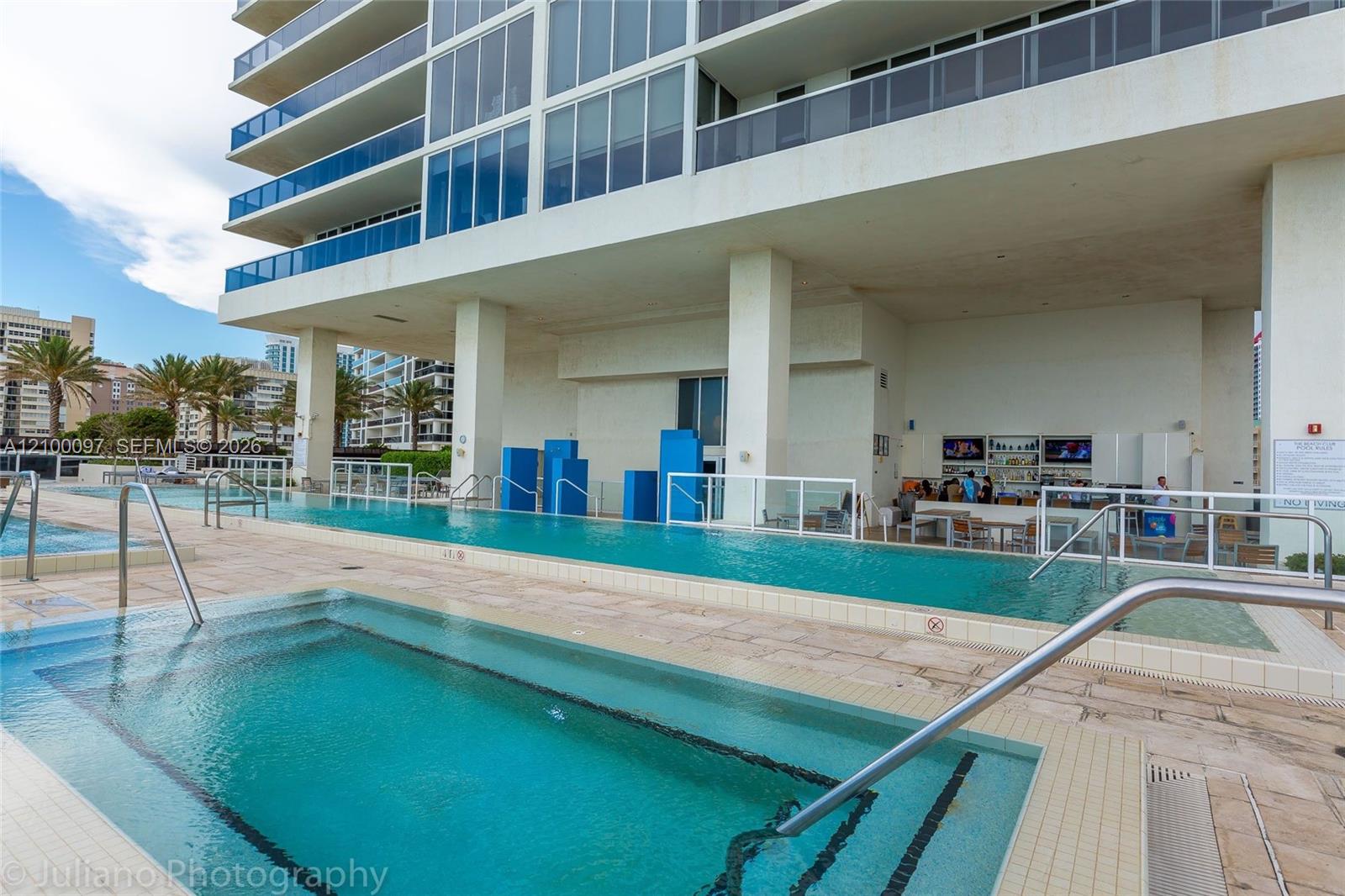 1107 1 / 1 871 sq. ft. $ 2026-10-03 0 foto