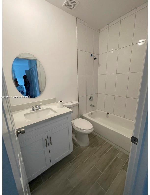   /   sq. ft. $ 2026-10-03 0 Photo