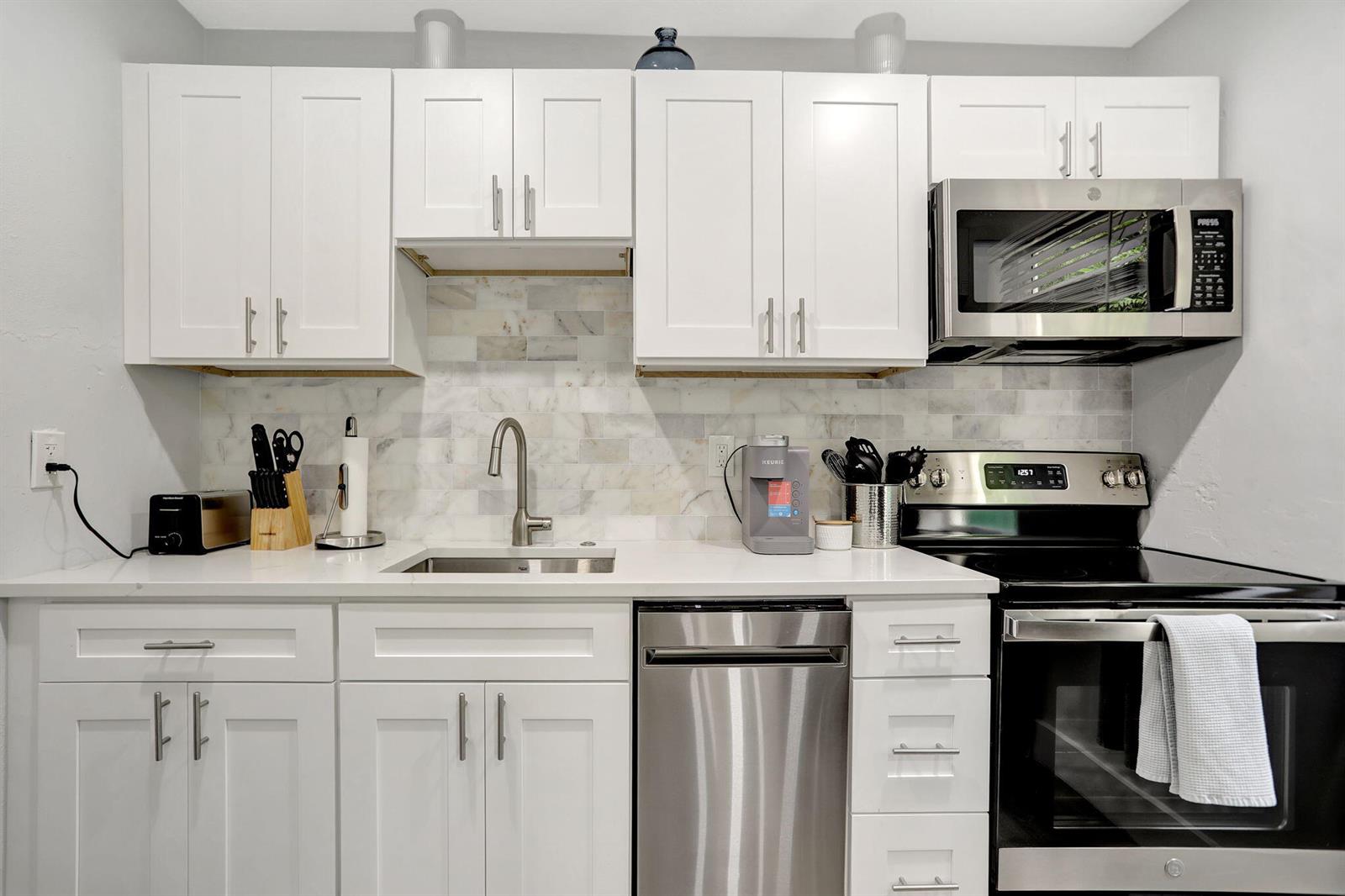   / 0 2685 sq. ft. $ 2026-10-04 0 foto