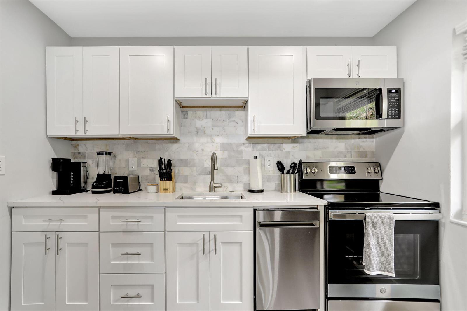   / 0 2685 sq. ft. $ 2026-10-04 0 foto