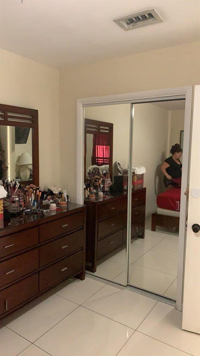   / 0 1790 sq. ft. $ 2026-10-04 0 foto