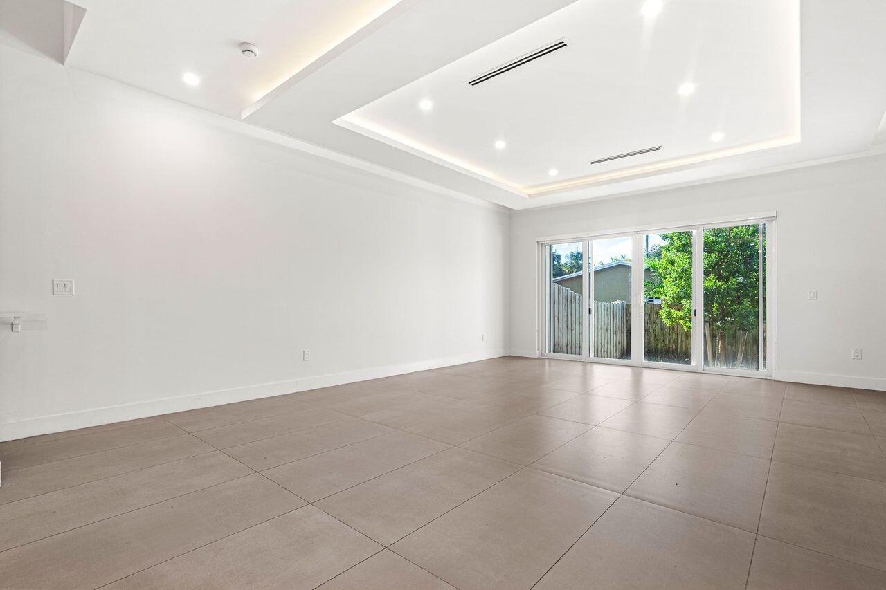   / 0 2321 sq. ft. $ 2026-10-04 0 foto