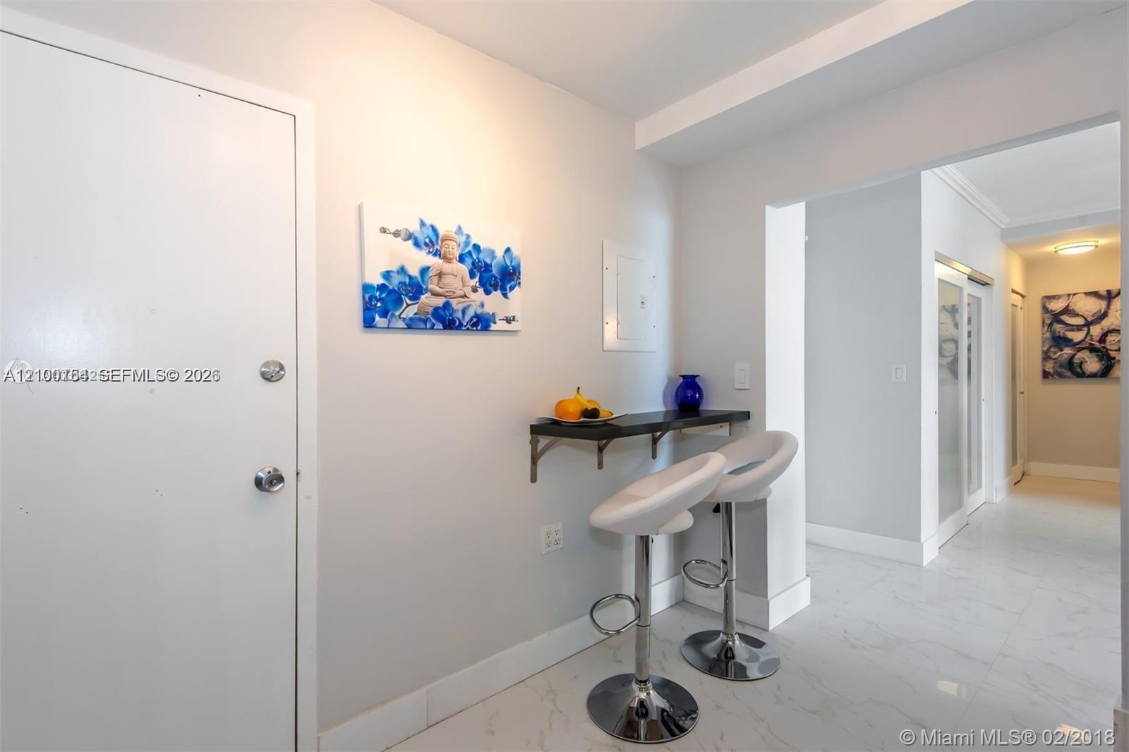 1102 1 / 2 762 sq. ft. $ 2026-10-03 0 Photo