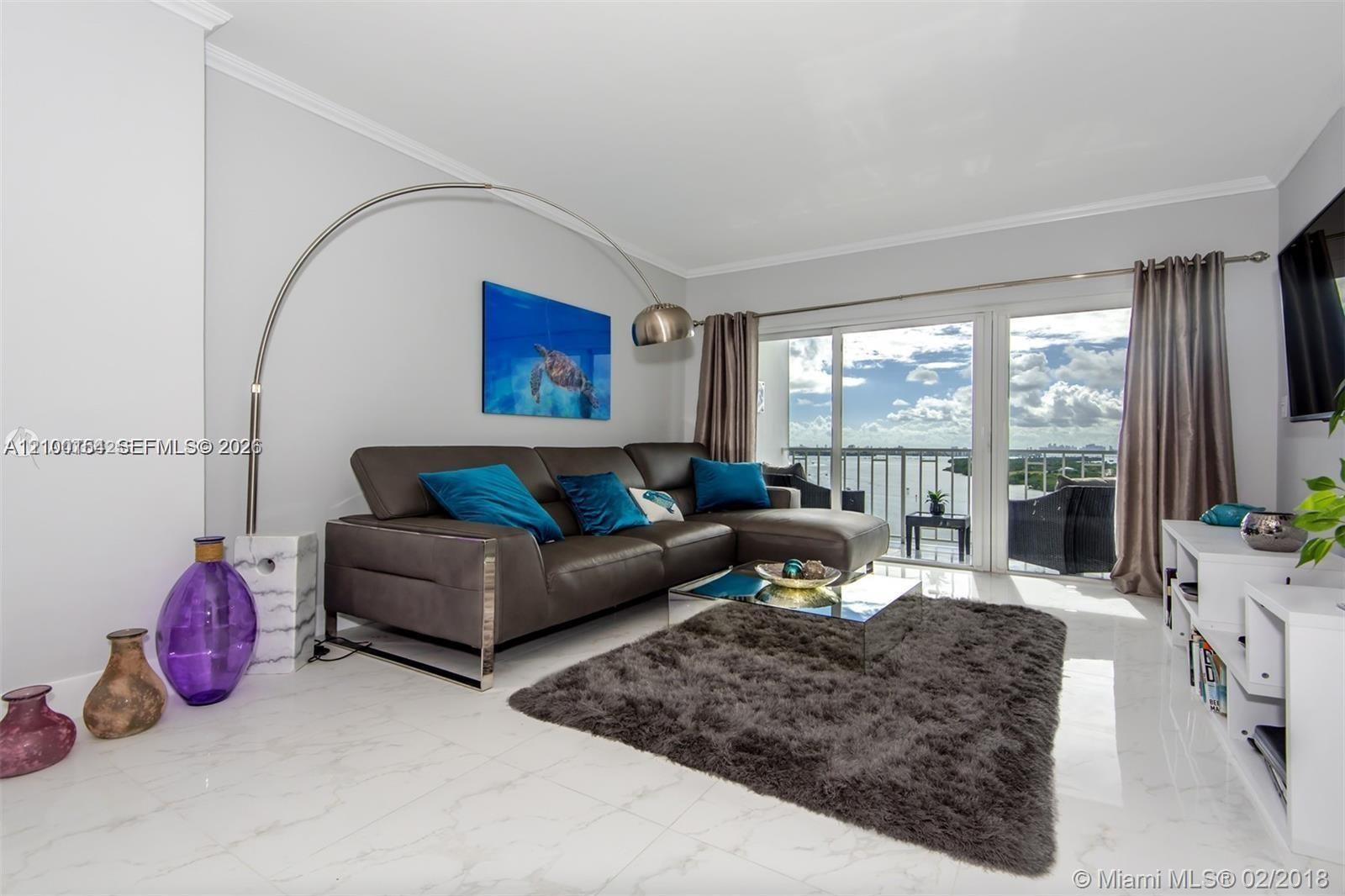 1102 1 / 2 762 sq. ft. $ 2026-10-03 0 Photo