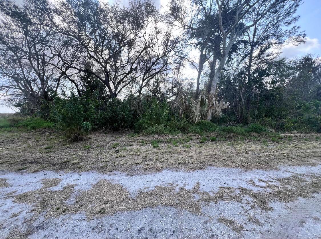   / 0  sq. ft. $ 2026-10-04 0 foto