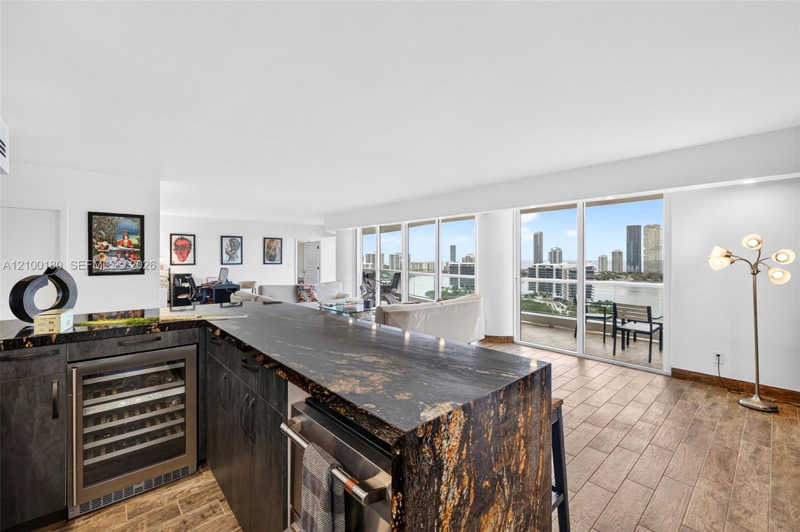 See details 2409-2410 4 / 4 4484 sq. ft. $ 2026-10-03 0 Photo
