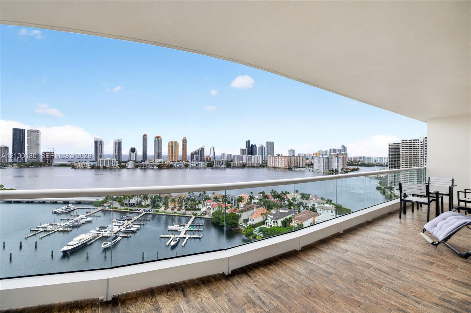See details 2409-2410 4 / 4 4484 sq. ft. $ 2026-10-03 0 Photo