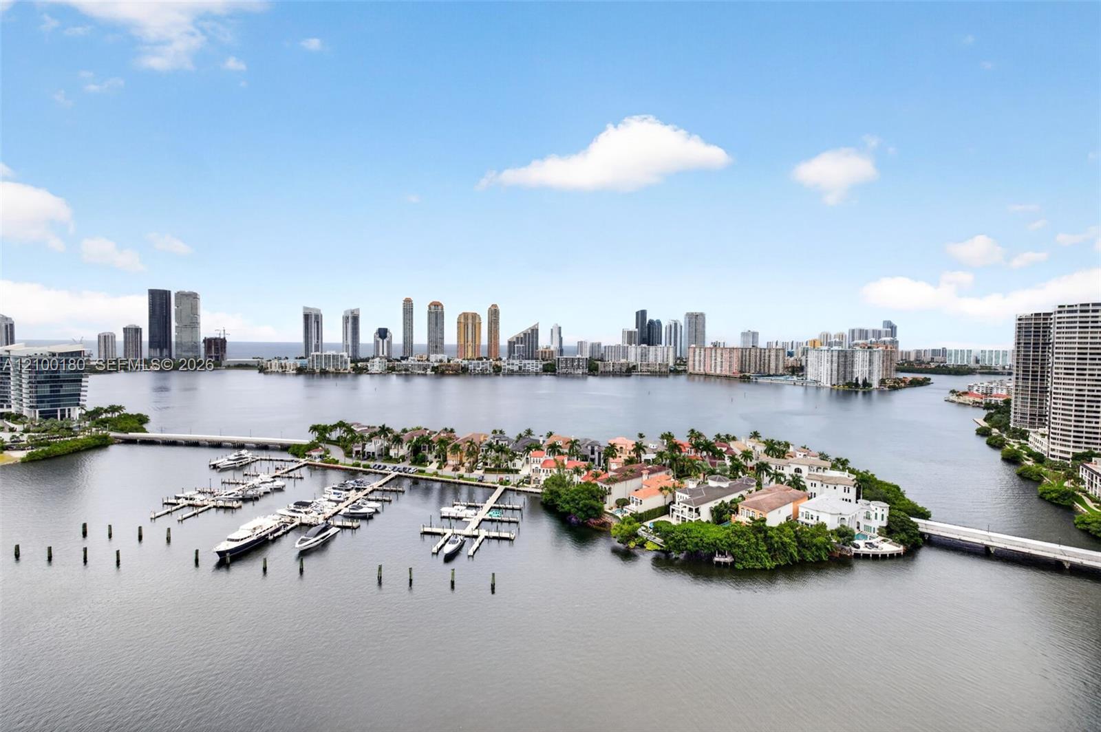 See details 2409-2410 4 / 4 4484 sq. ft. $ 2026-10-03 0 Photo