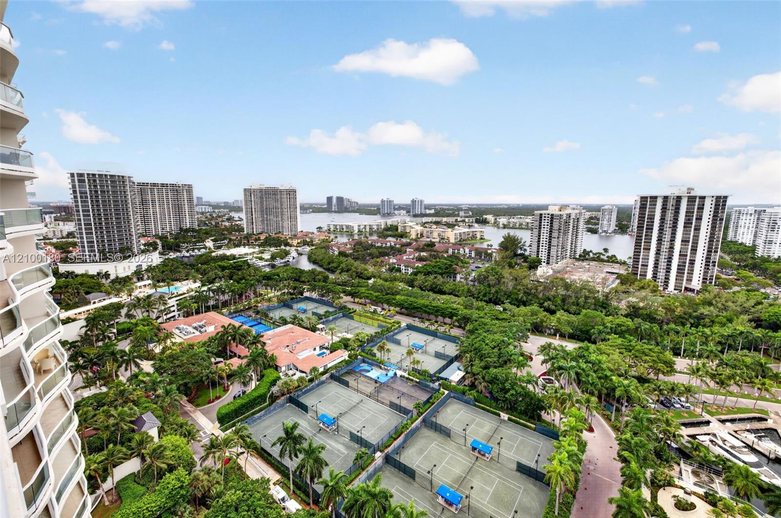 See details 2409-2410 4 / 4 4484 sq. ft. $ 2026-10-03 0 Photo