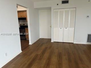 501 2 / 2 1150 sq. ft. $ 2026-10-04 0 Photo
