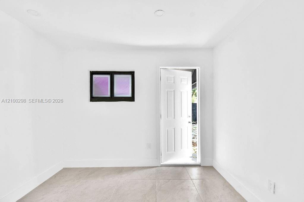 See details / 2195 sq. ft. $ 2026-10-04 0 Photo