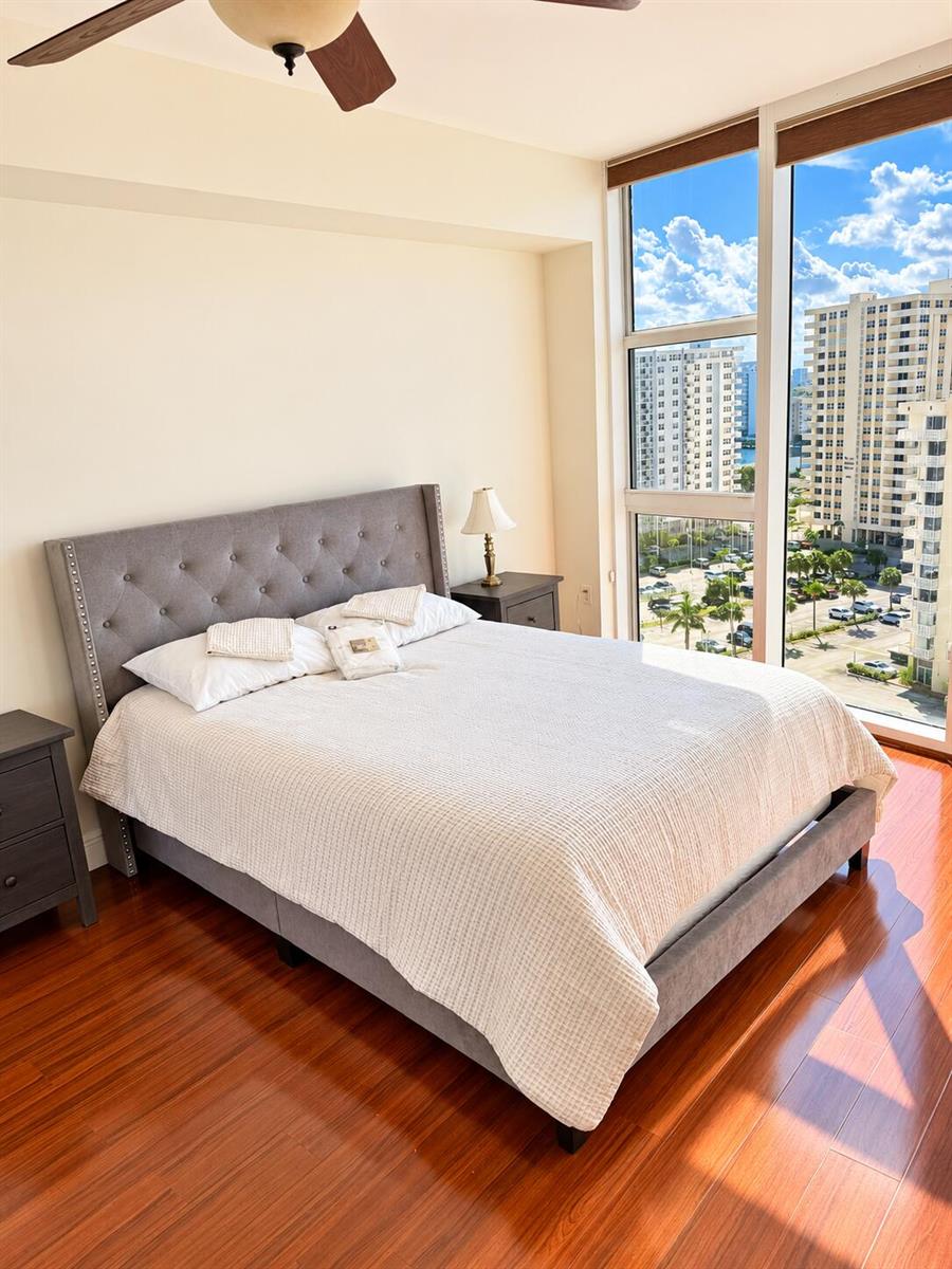 1210 2 / 2 1782 sq. ft. $ 2026-10-05 0 foto