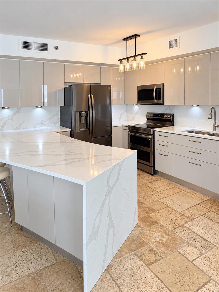 1210 2 / 2 1782 sq. ft. $ 2026-10-05 0 foto