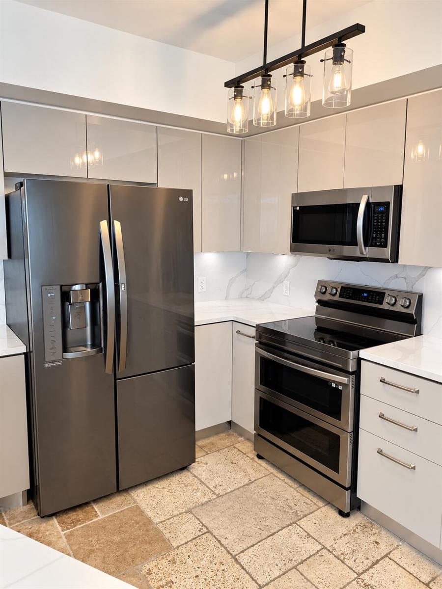 1210 2 / 2 1782 sq. ft. $ 2026-10-05 0 foto