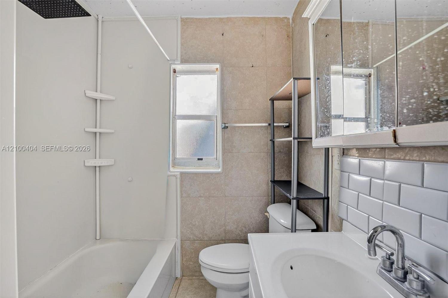 Ver detalles / 1144 sq. ft. $ 2026-10-04 0 foto