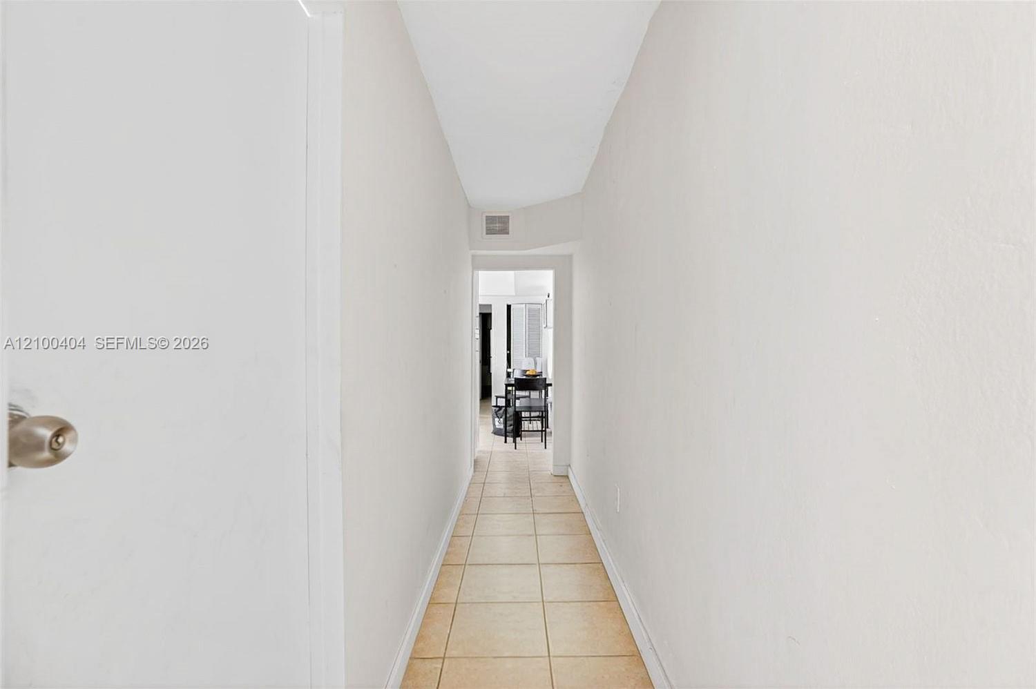 Ver detalles / 1144 sq. ft. $ 2026-10-04 0 foto