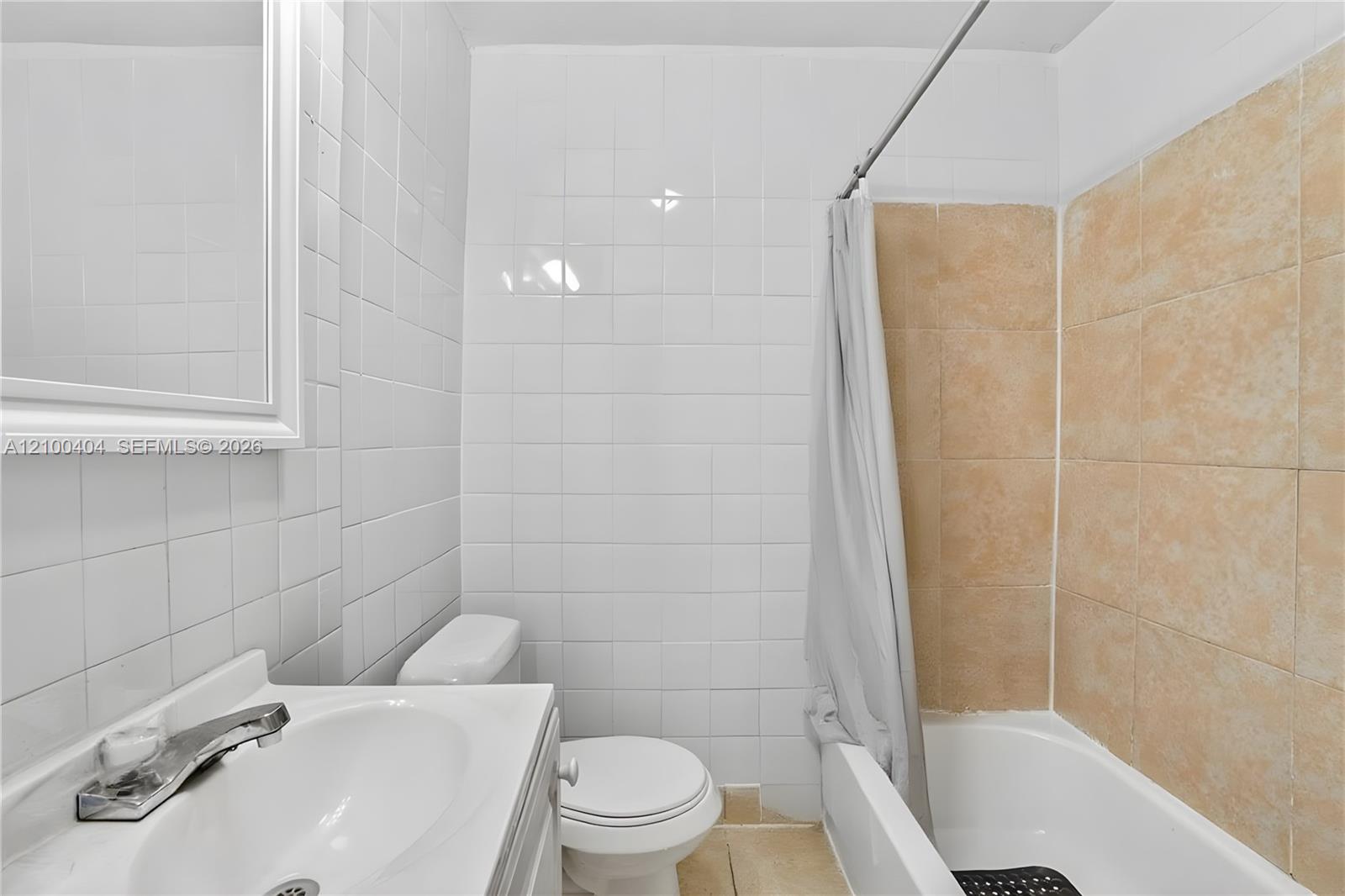 Ver detalles / 1144 sq. ft. $ 2026-10-04 0 foto