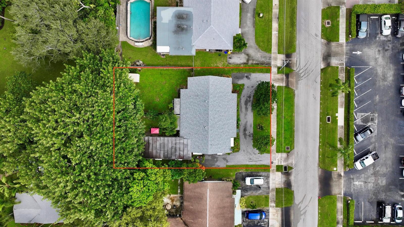 315/317  / 0 2084 sq. ft. $ 2026-10-05 0 foto