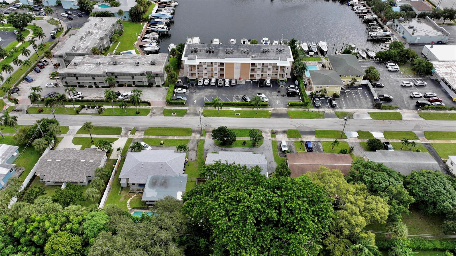 315/317  / 0 2084 sq. ft. $ 2026-10-05 0 foto