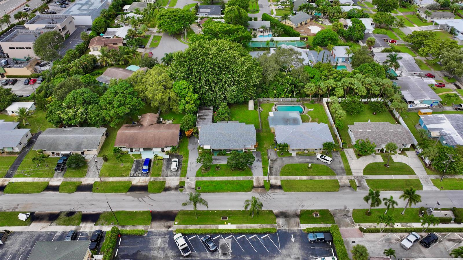 315/317  / 0 2084 sq. ft. $ 2026-10-05 0 foto