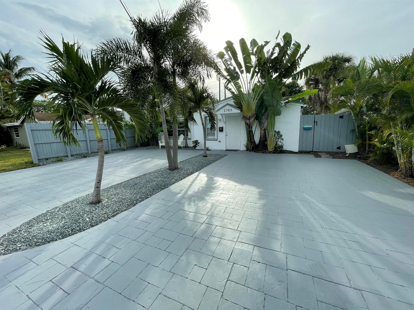   / 0 1007 sq. ft. $ 2026-10-06 0 foto