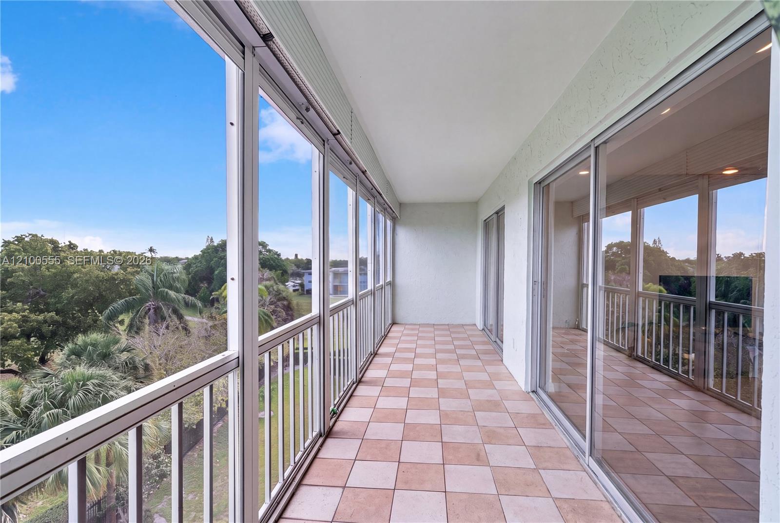 503-504 3 / 4 1550 sq. ft. $ 2026-10-05 0 Photo