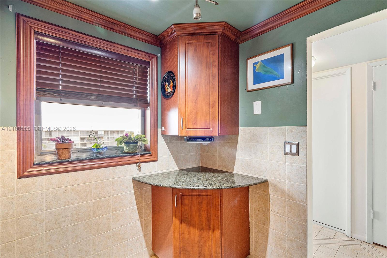 503-504 3 / 4 1550 sq. ft. $ 2026-10-05 0 Photo