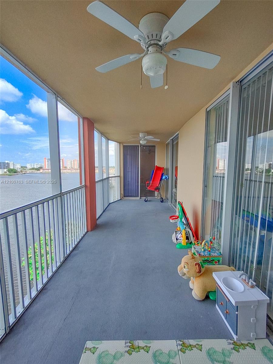 729-4 3 / 2 1633 sq. ft. $ 2026-10-05 0 foto