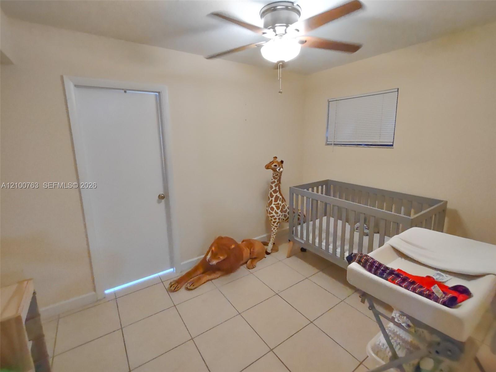 729-4 3 / 2 1633 sq. ft. $ 2026-10-05 0 foto
