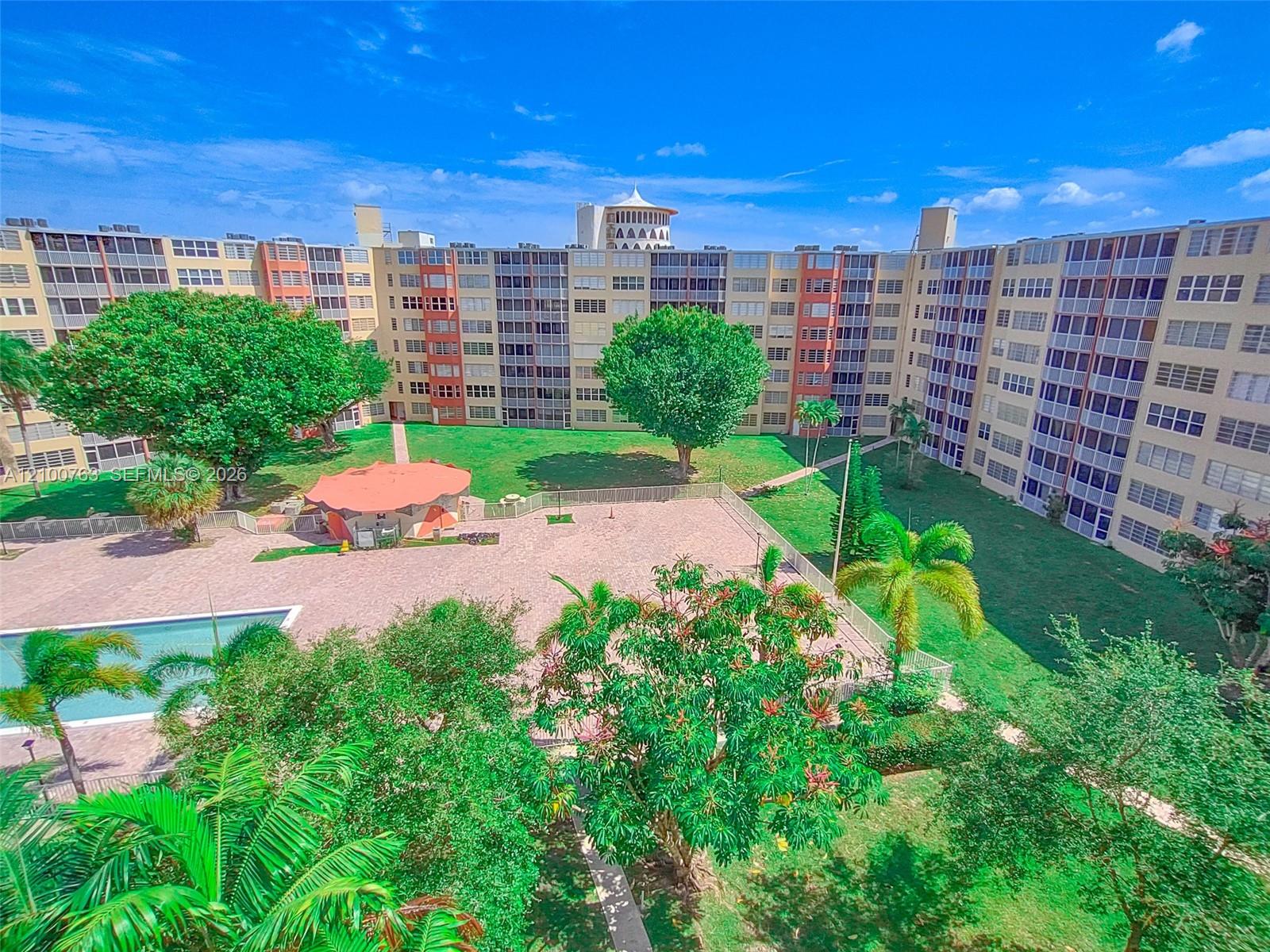 729-4 3 / 2 1633 sq. ft. $ 2026-10-05 0 foto
