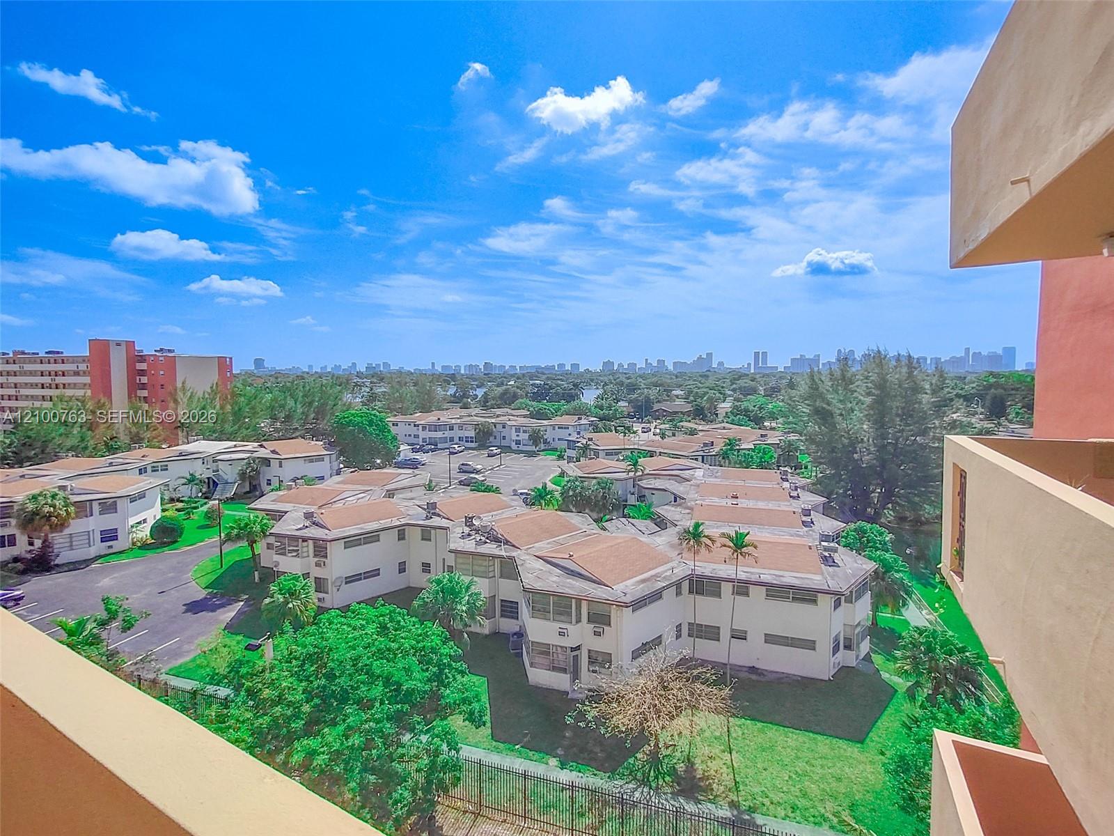 729-4 3 / 2 1633 sq. ft. $ 2026-10-05 0 foto
