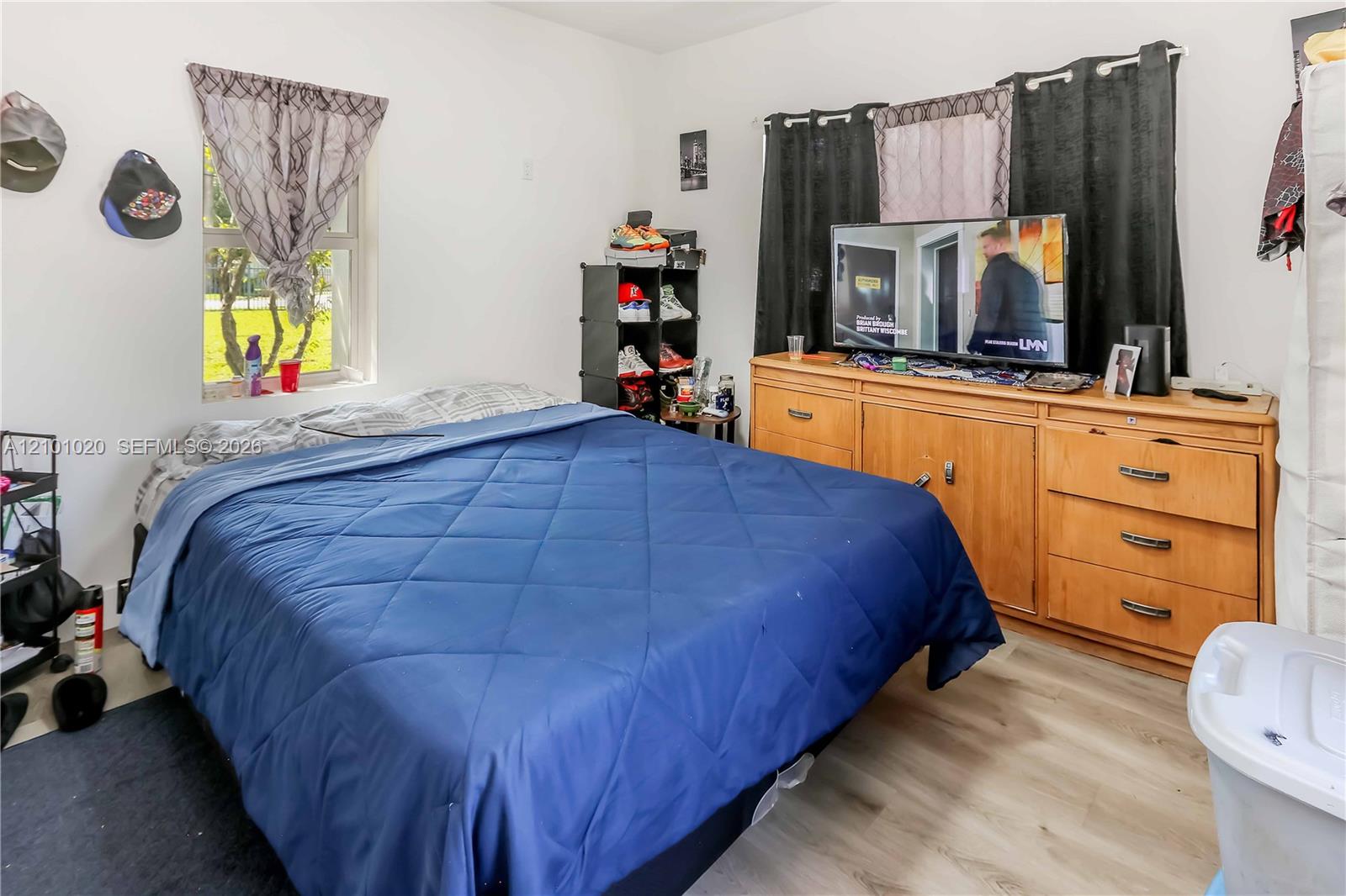   /   sq. ft. $ 2026-10-05 0 foto