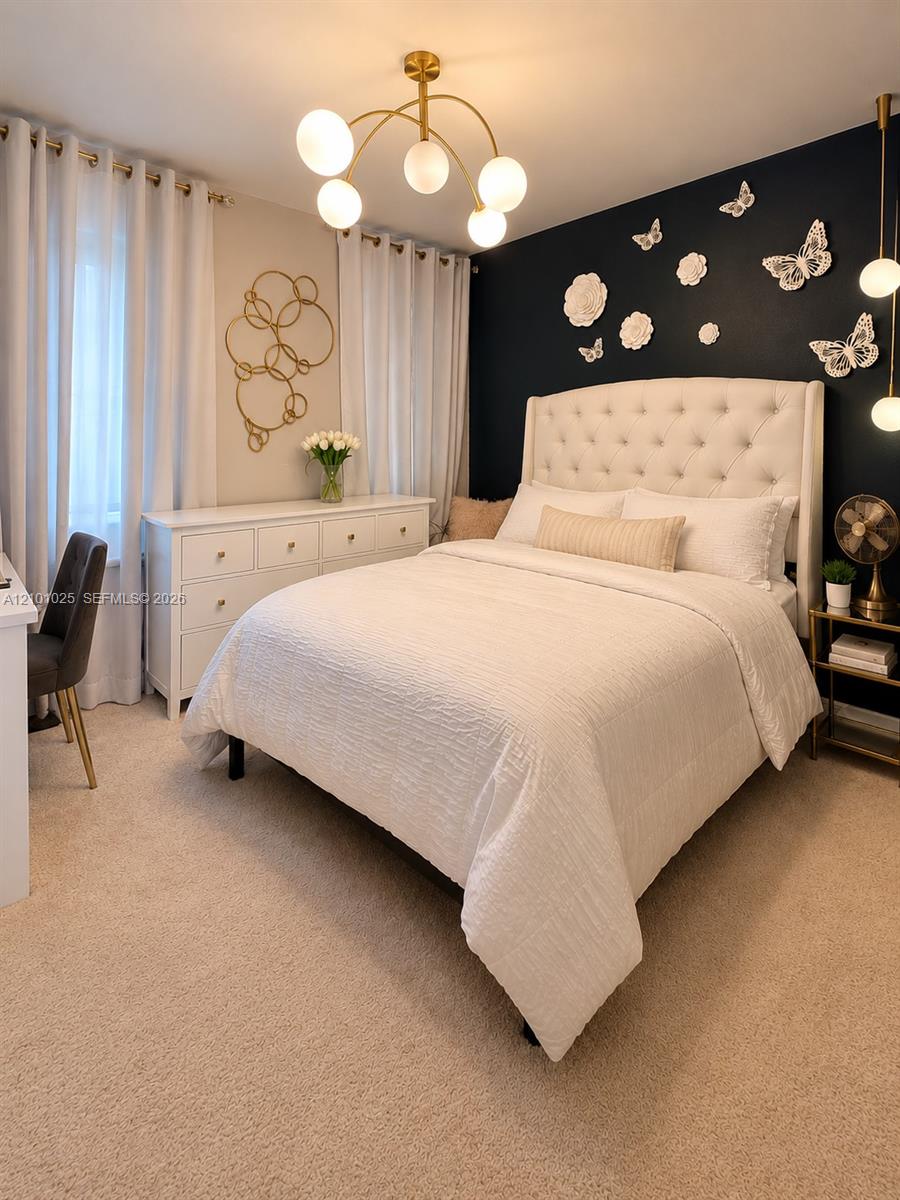 Ver detalles 257 3 / 3 1433 sq. ft. $ 2026-10-06 0 foto