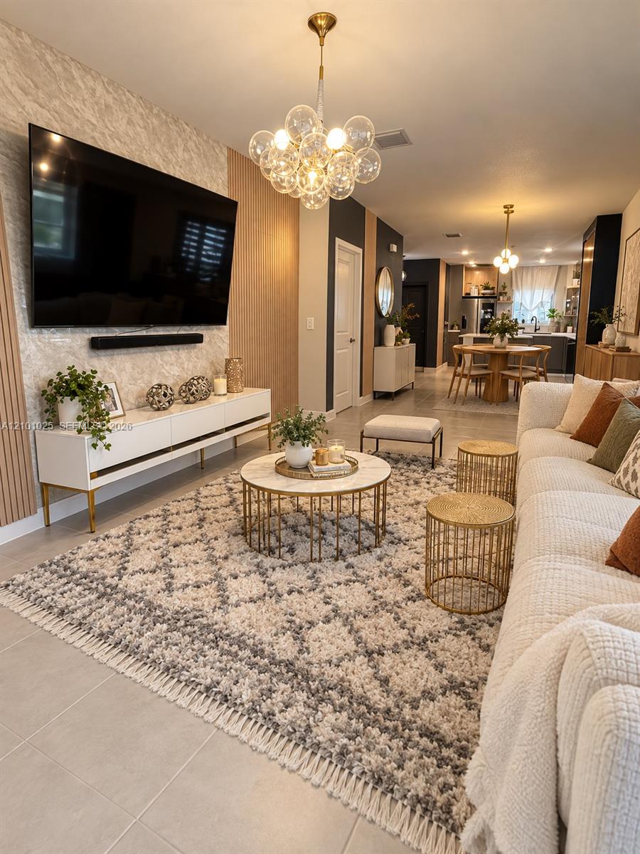 Ver detalles 257 3 / 3 1433 sq. ft. $ 2026-10-06 0 foto
