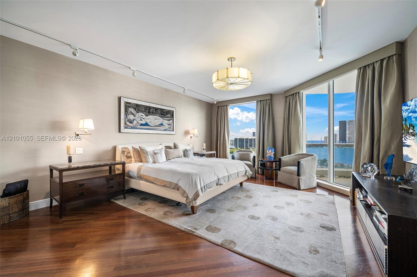 See details 1703 4 / 4 3224 sq. ft. $ 2026-10-05 0 Photo