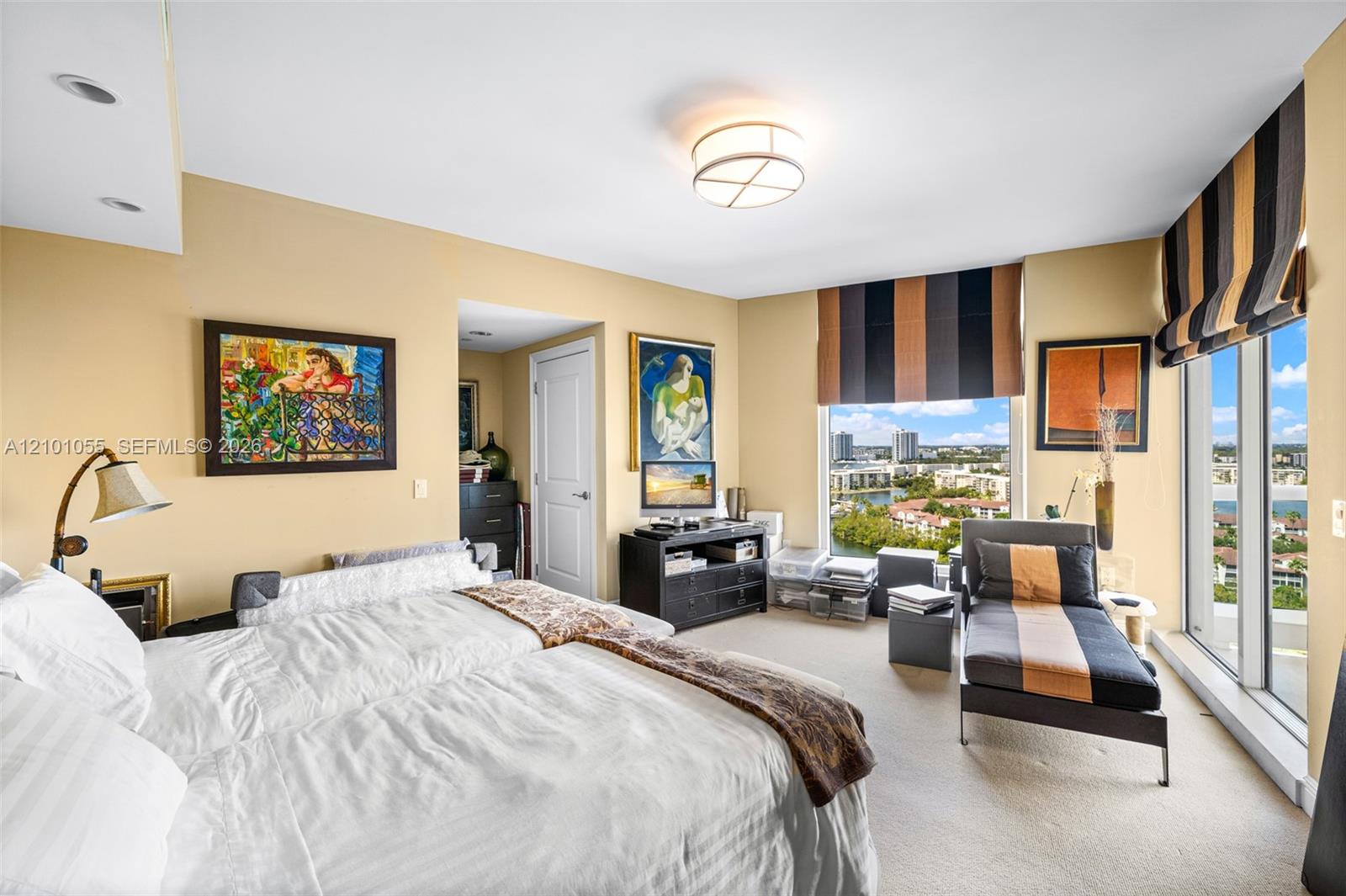 See details 1703 4 / 4 3224 sq. ft. $ 2026-10-05 0 Photo