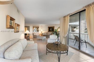 609 2 / 3 2630 sq. ft. $ 2026-10-05 0 Photo