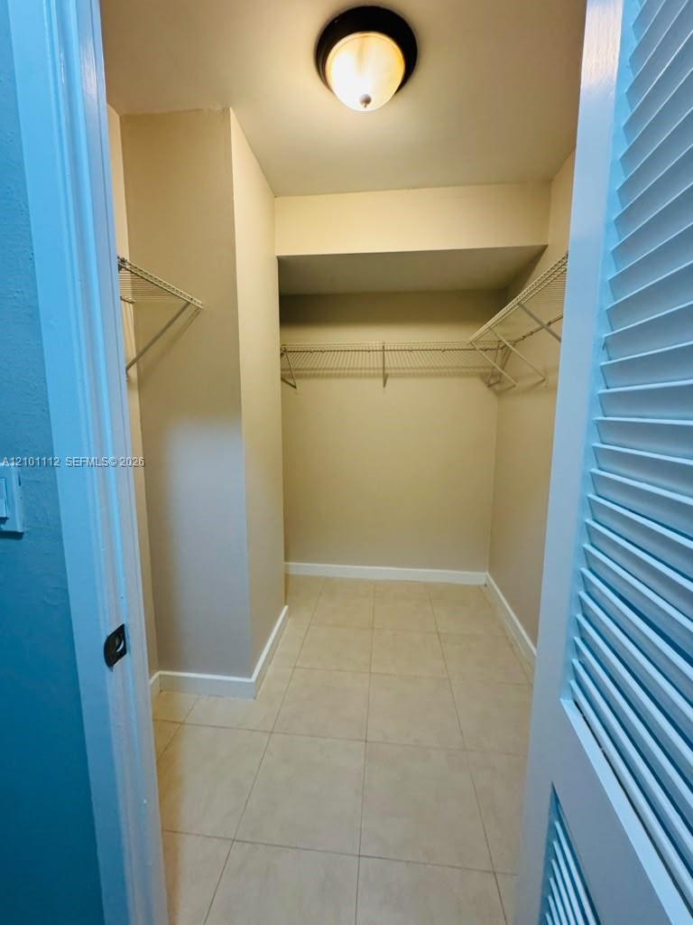 Photo 5 of Parkview Dr