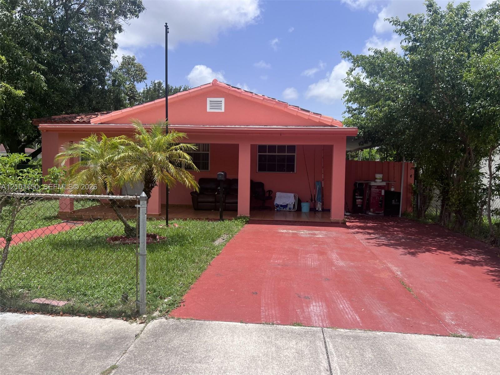 Ver detalles 5300 3 / 2 1196 sq. ft. $ 2026-10-05 0 foto