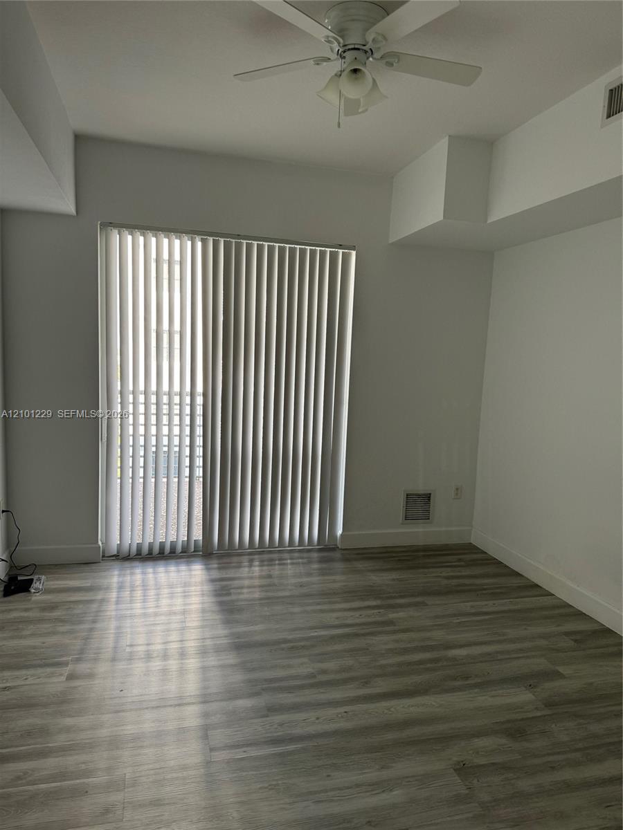 Photo 5 of Radius Dr
