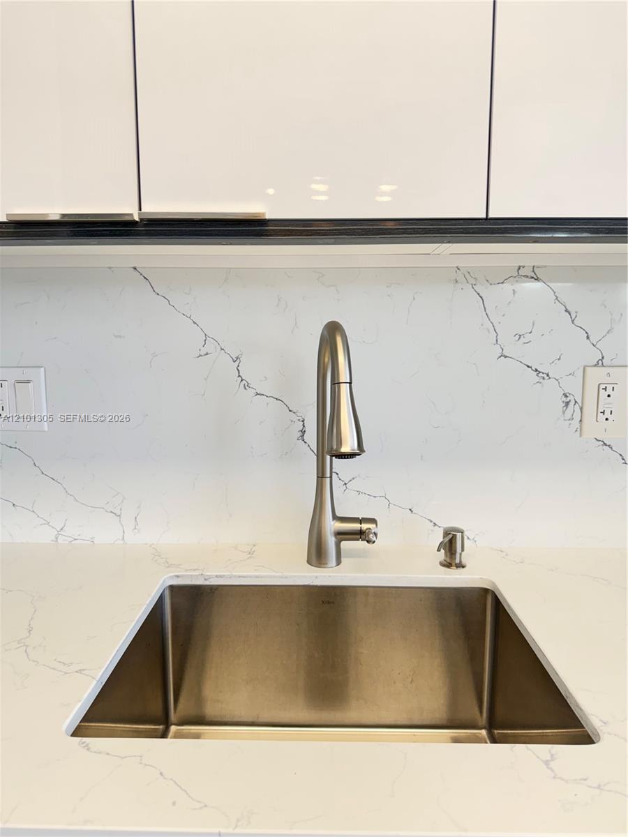 See details 602 2 / 2 1275 sq. ft. $ 2026-10-05 0 Photo