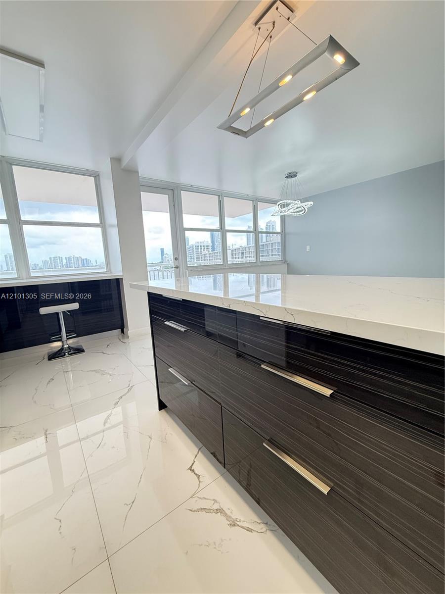 See details 602 2 / 2 1275 sq. ft. $ 2026-10-05 0 Photo