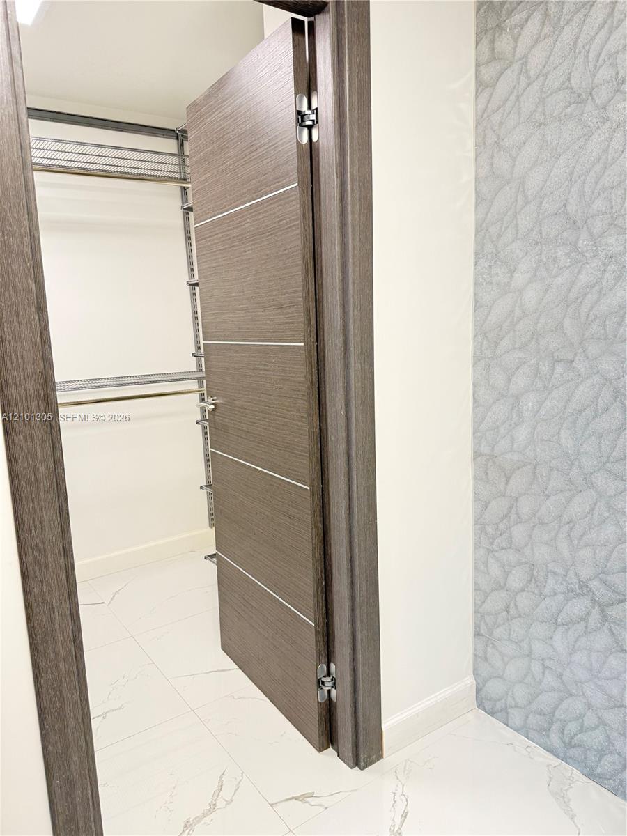 See details 602 2 / 2 1275 sq. ft. $ 2026-10-05 0 Photo