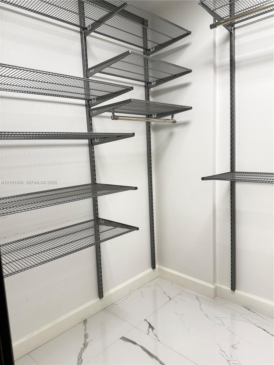 See details 602 2 / 2 1275 sq. ft. $ 2026-10-05 0 Photo