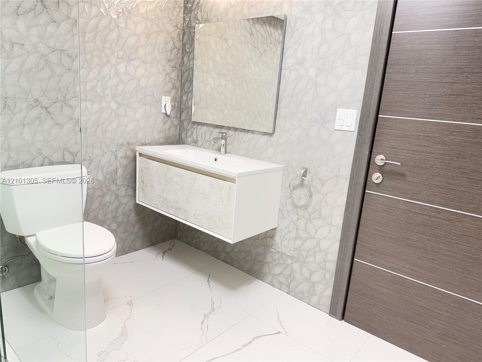See details 602 2 / 2 1275 sq. ft. $ 2026-10-05 0 Photo