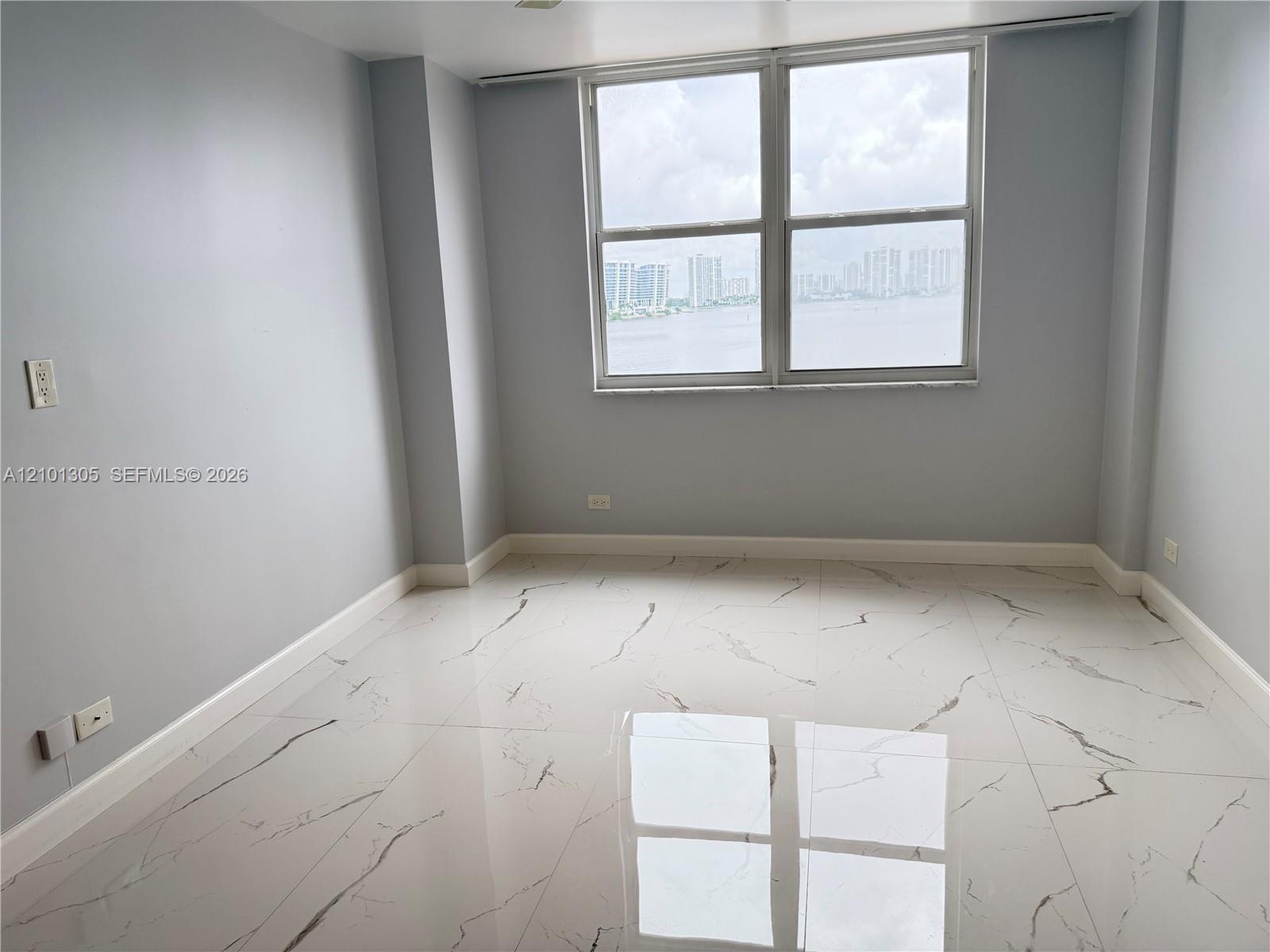 See details 602 2 / 2 1275 sq. ft. $ 2026-10-05 0 Photo