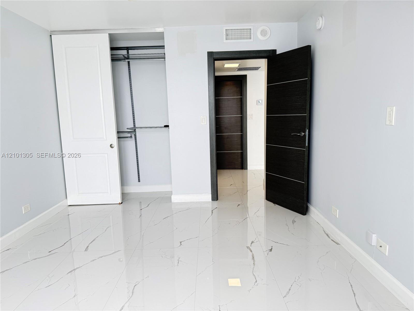 See details 602 2 / 2 1275 sq. ft. $ 2026-10-05 0 Photo